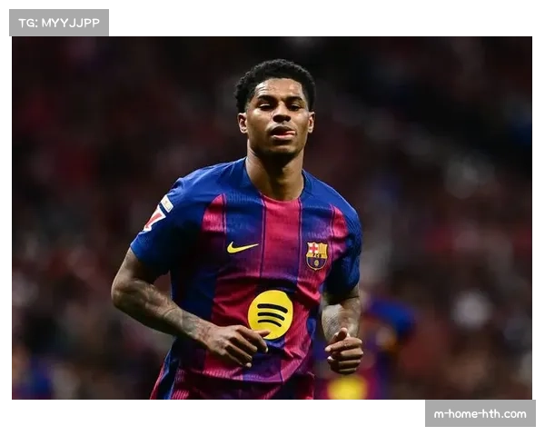 巴萨横梁遗憾复盘:拉什福德任意球击中横梁暴露定位球得分效率问题